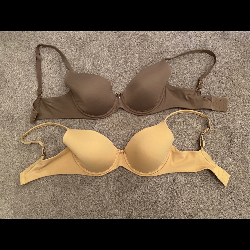 2 neutral 34 DD Soma bras barely worn